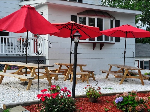 Willows Motel image 23