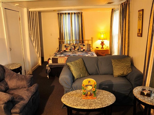 Willows Motel image 29